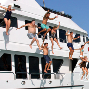 How to Charter a Yacht