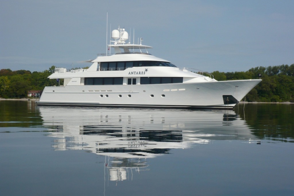 PRICE REDUCTION – M/Y ANTARES 130' Westport