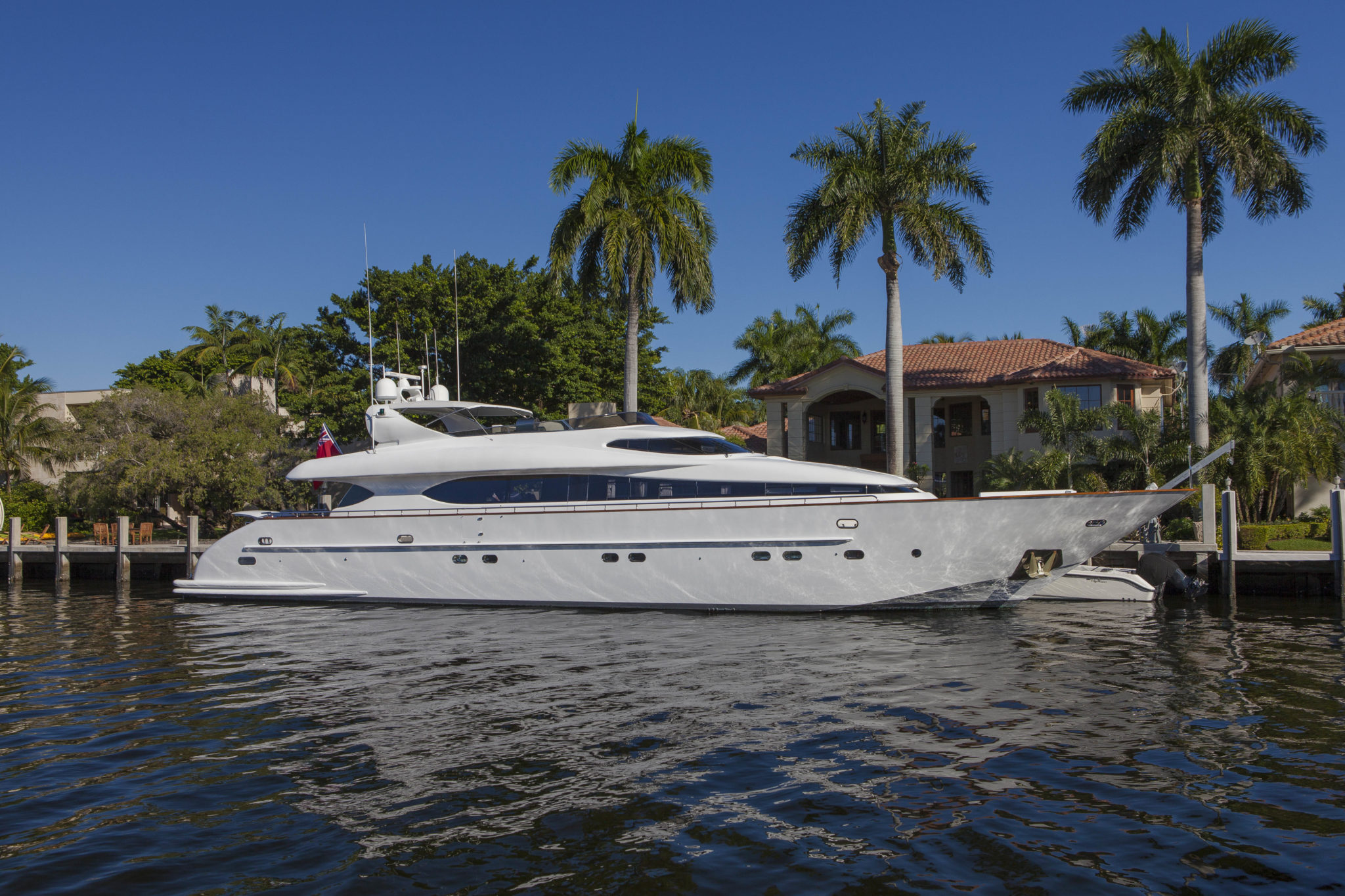The motor yacht SASHAY sold by Worth Avenue Yachts in April 2015