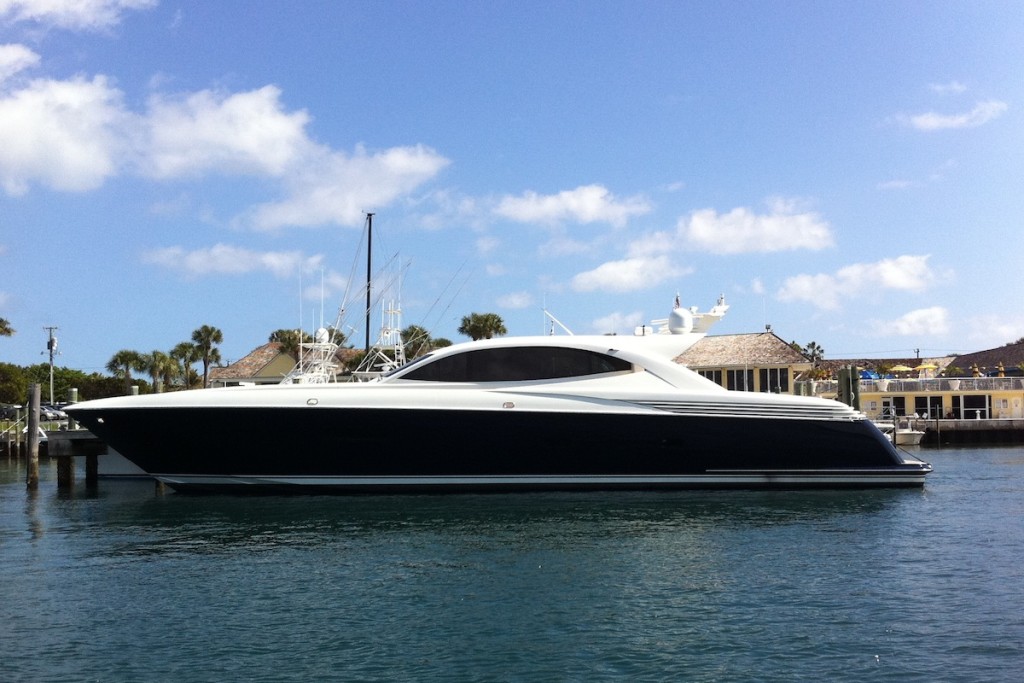 Sport Cruiser Boat ELIELLE - listed for sale with Worth Avenue Yachts