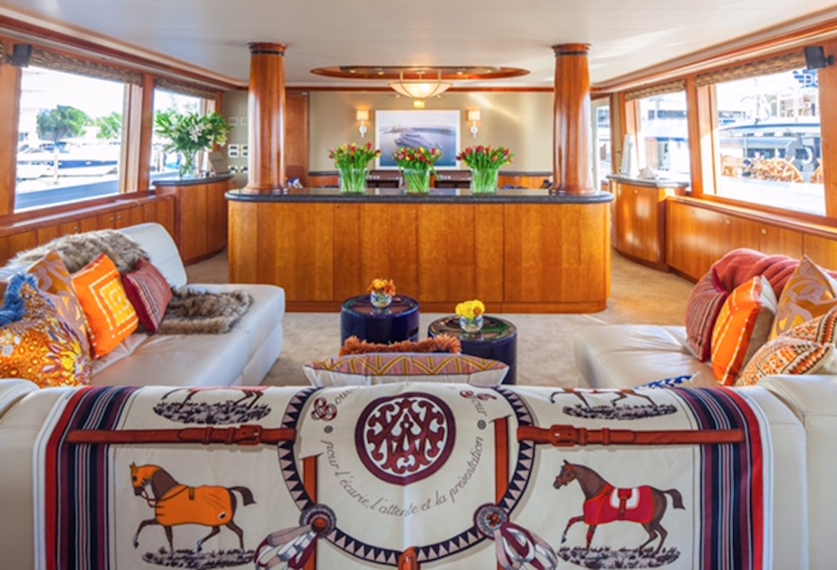 REDEMPTION-yacht-gill-walsh-interior-decorated
