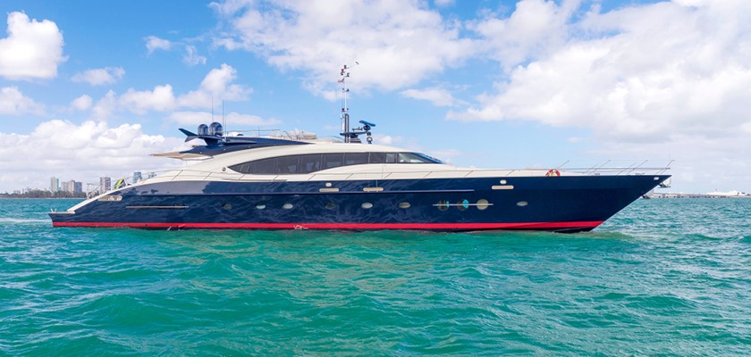 120' PALMER JOHNSON YACHT BW FOR SALE