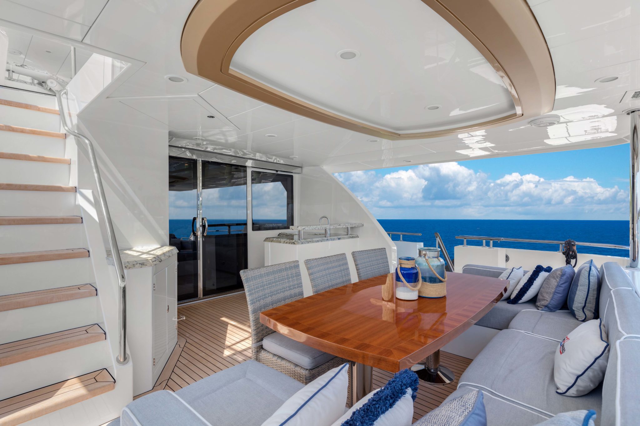 MY REWARD 85' Ocean Alexander 2016