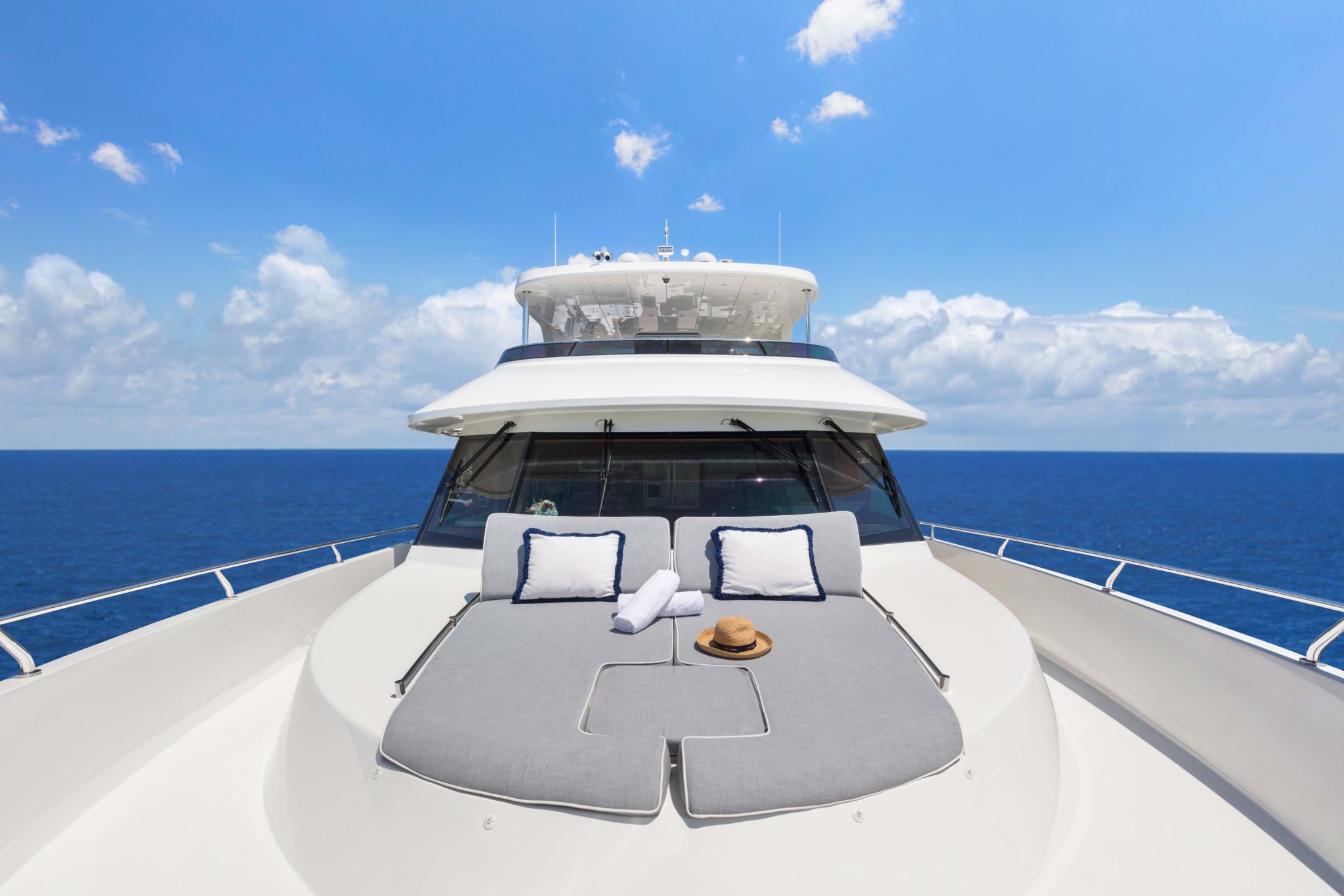 MY REWARD 85' Ocean Alexander 2016