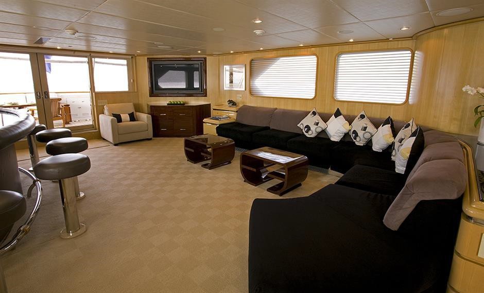 explorer yacht MAVERICK 138' Sterling Yachts for sale