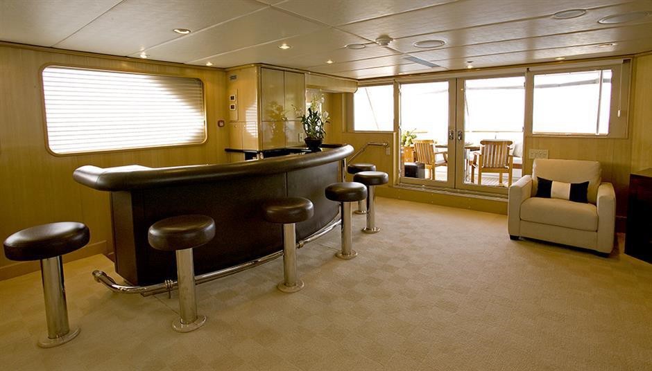 explorer yacht MAVERICK 138' Sterling Yachts for sale