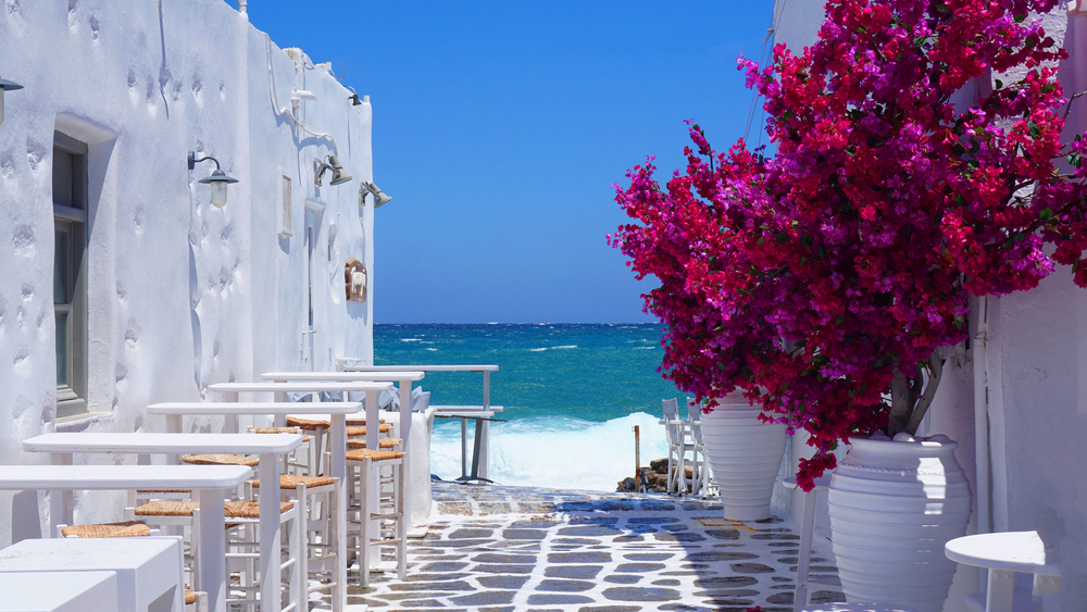 Cyclades Islands Yacht Charter
