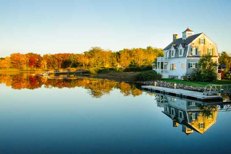 Luxury Yacht Charter Newport to Portland 3