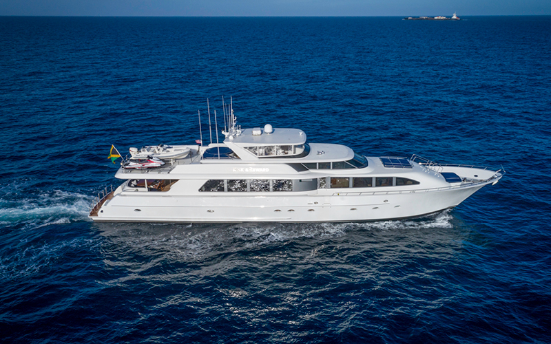 112' (34.13m) Westport Sold by Worth Avenue Yachts
