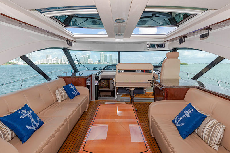 MAXX-KNOBS-Yacht-For-Sale-61-Sea-Ray-66