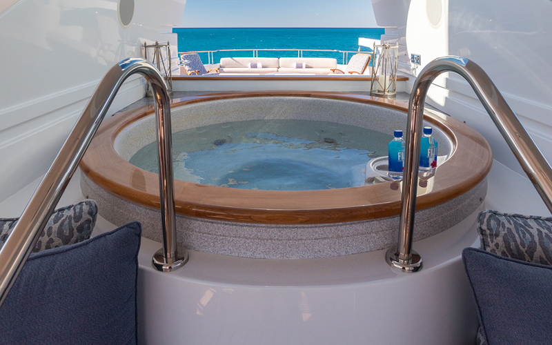 JAQUZZI ON WELLNESS RETREAT BAHAMAS