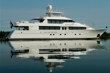 ANTARES 130' (39.62m) Westport Sold by Worth Avenue Yachts
