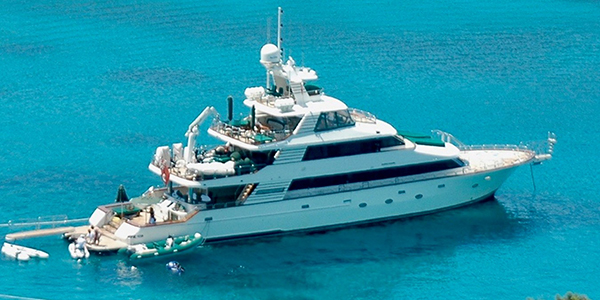 American built on a Westport hull. Built as the ultimate outdoor Entertainment and Adventure vessel. FORTY LOVE is now aggressively for sale!