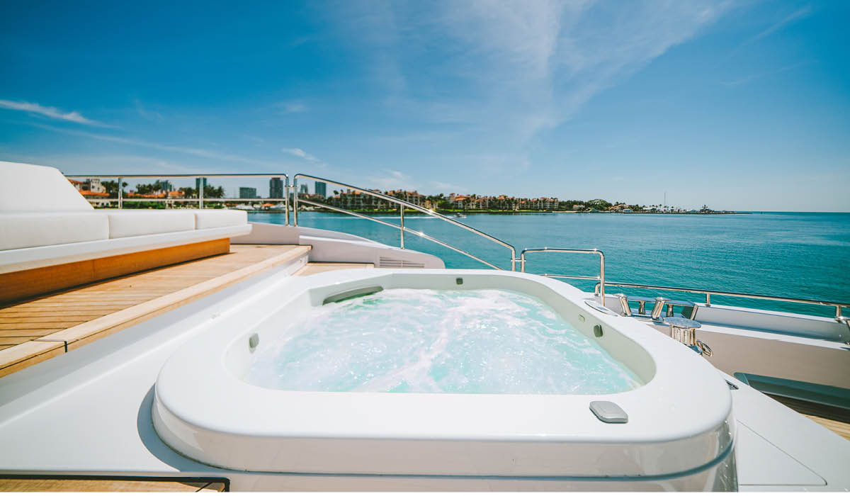 95' Benetti Delfino For Sale