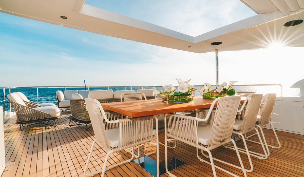 95' Benetti Delfino For Sale