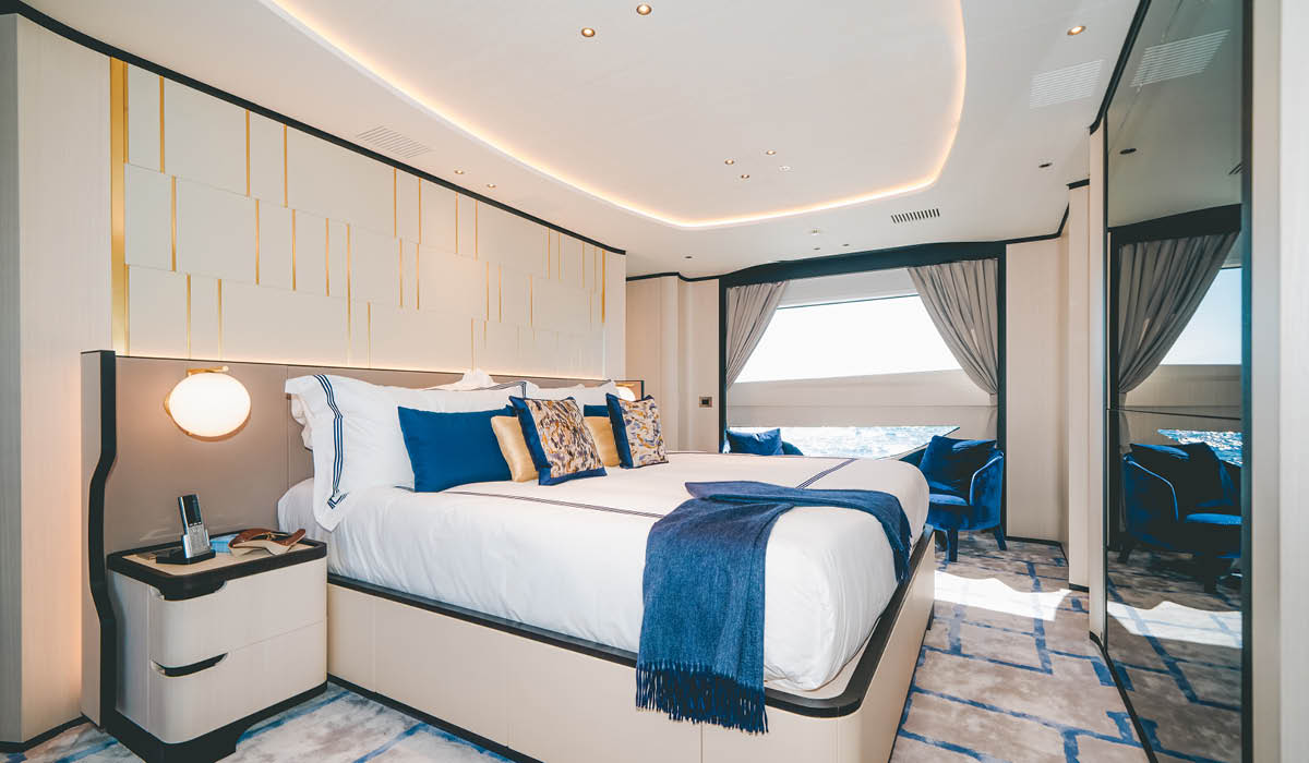 95' Benetti Delfino For Sale