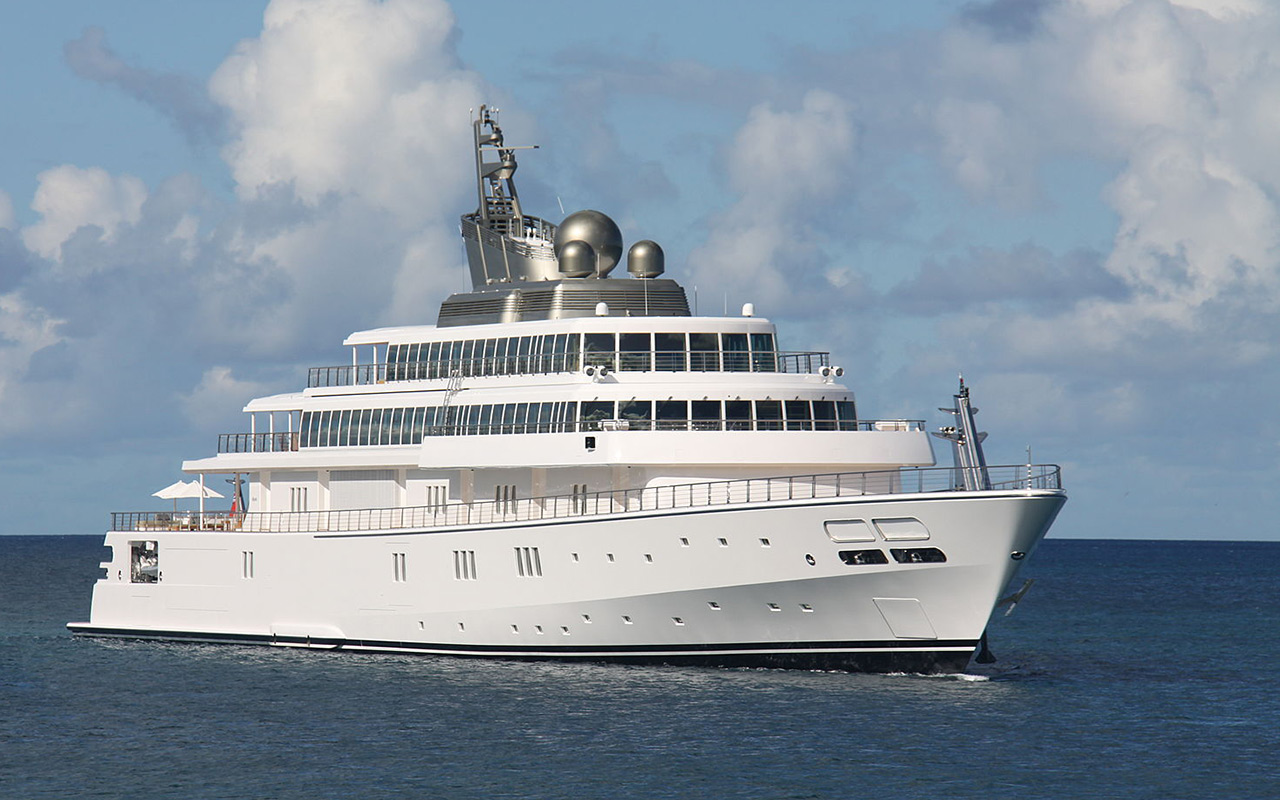 Lurssen-Yacht-RISING-SUN