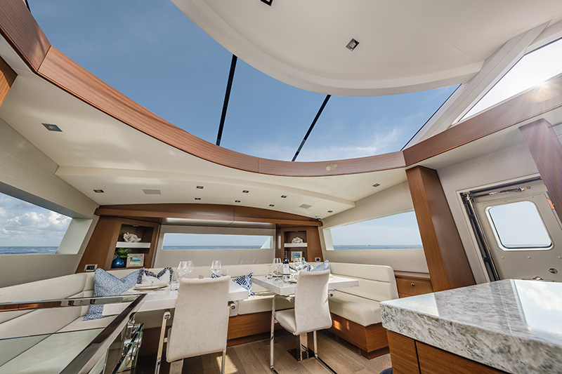 M75-Panacera-Hatteras-Yacht-for-sale