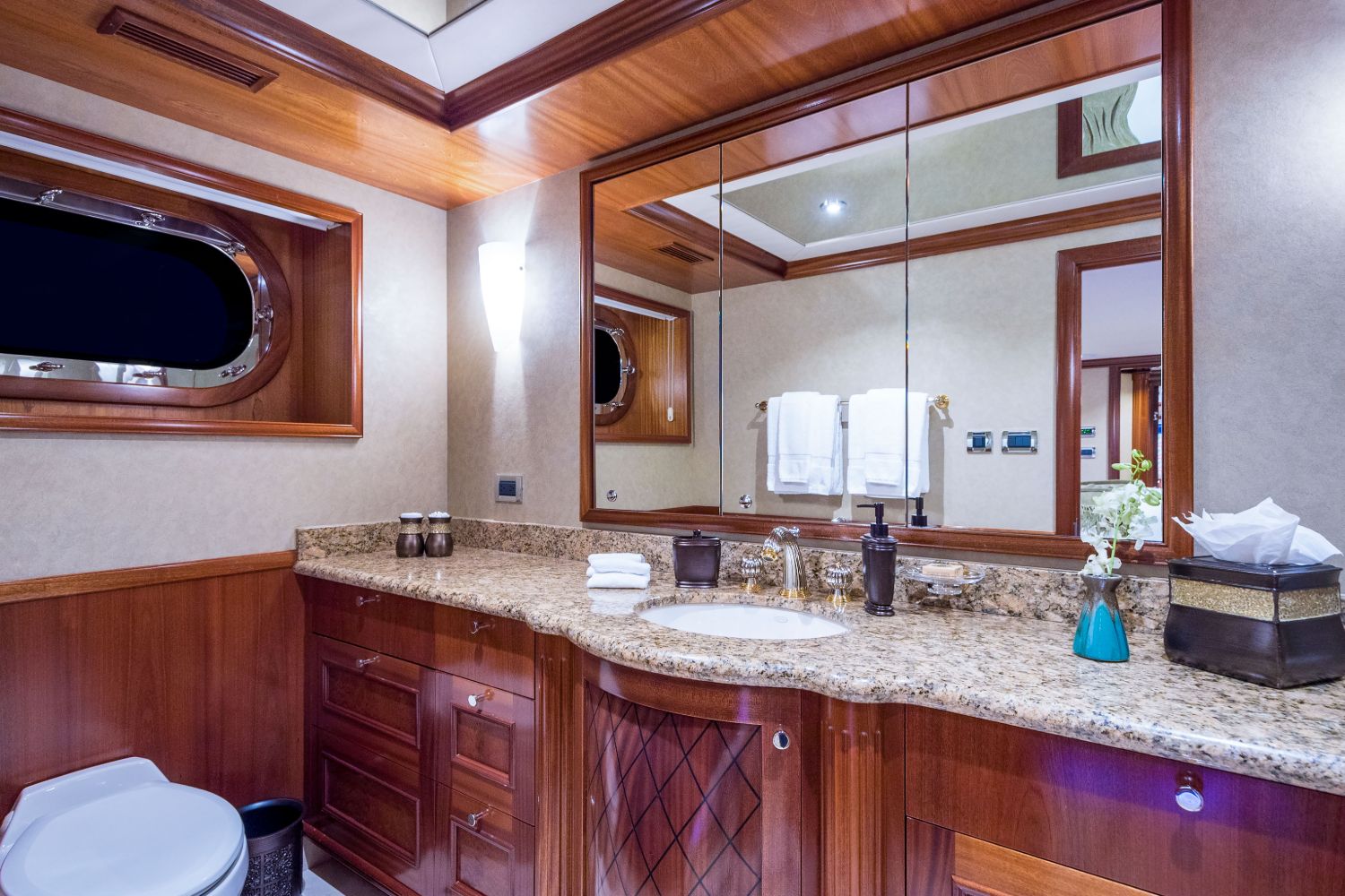 147' Richmond Yacht PLAYPEN Refit