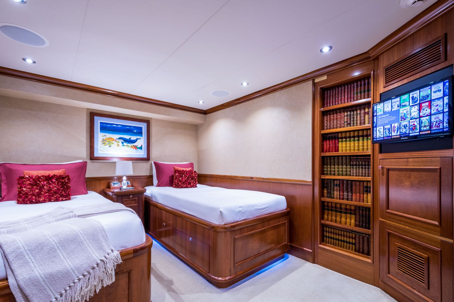 Twin Stateroom 142' Richmond PLAYPEN