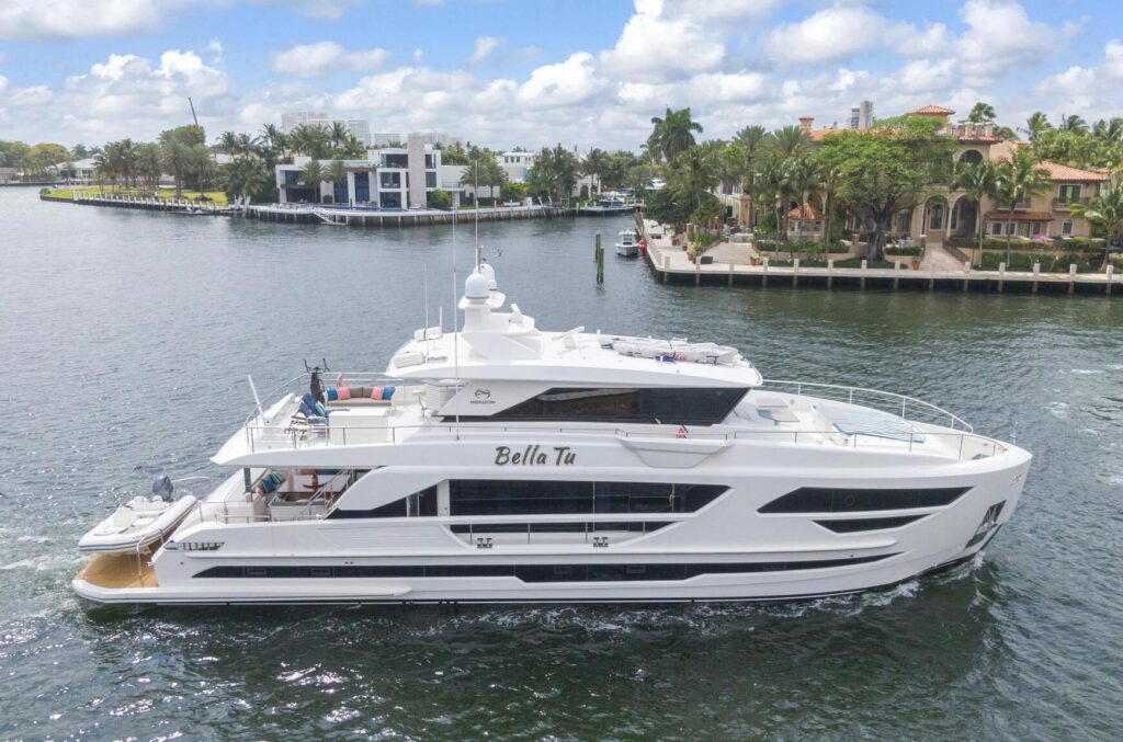 BELLA TU 89' Horizon Charter Yacht Profile Photo