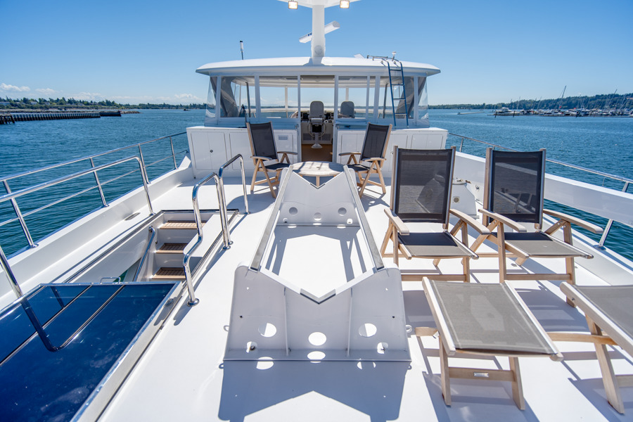 LODESTAR 74' Ocean Alexander 2011