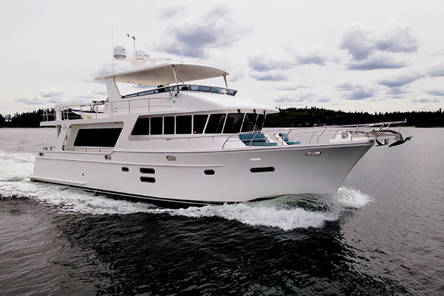 MAHALO - 68' Hampton Endurance 658 LRC 2018