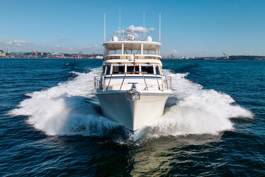 SIERRA FOX 54 Offshore Pilothouse Bow
