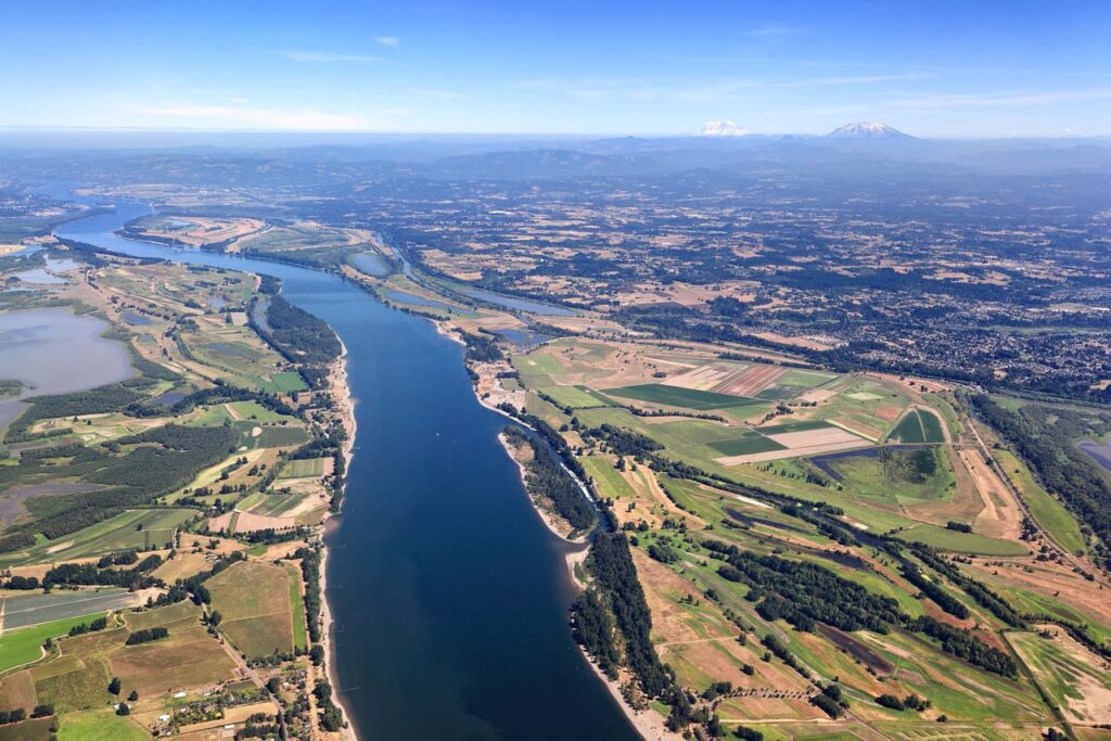 Columbia River Yacht Charter Wine Tour