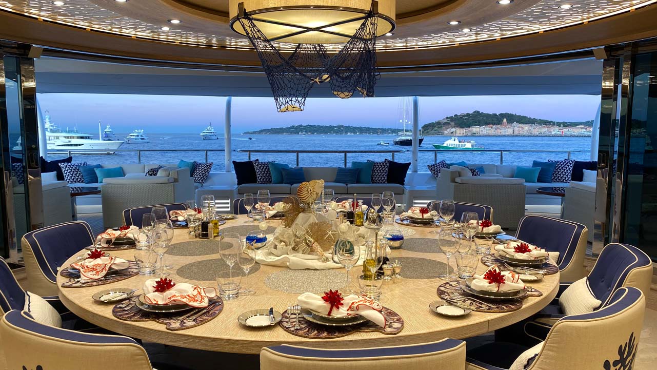 Kim Seybert Yacht Decor