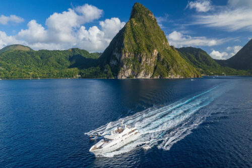 Mondomarine Luxury Yacht OCEANOS in Saint Lucia