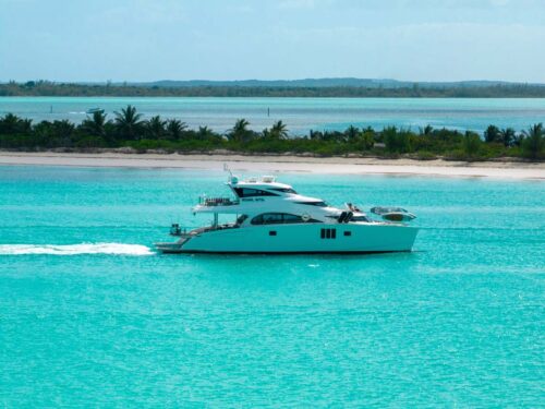 Profile of ROYAL RITA Sunreef yacht for charter - Bahamas catamaran charter