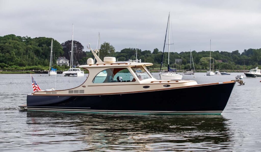 SHENANDOAH 37' Hinckley For Sale - Newport Brokerage Show