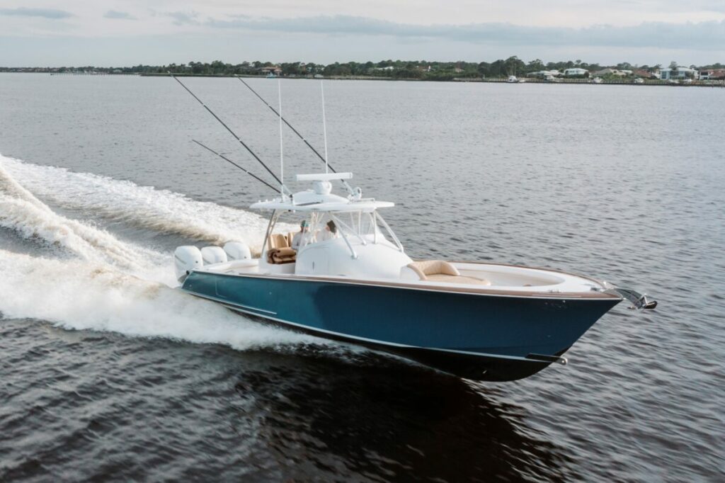 OFF COURSE YACHT FOR SALE - 37′ WINTER CUSTOM YACHTS