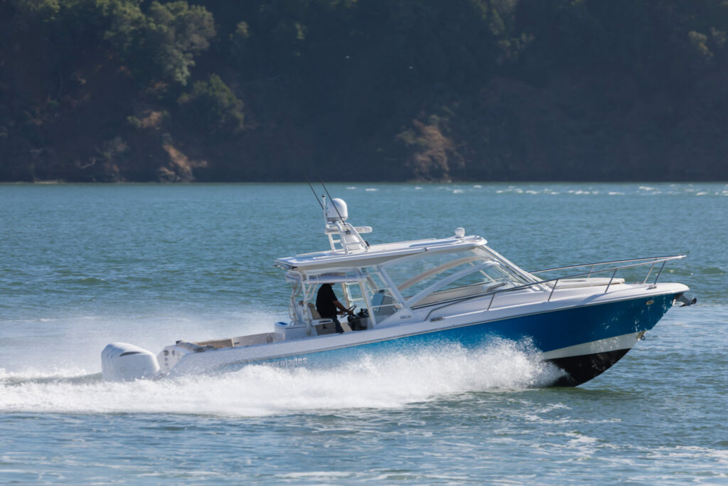 MAITRI YACHT FOR SALE - 36′ EVERGLADES