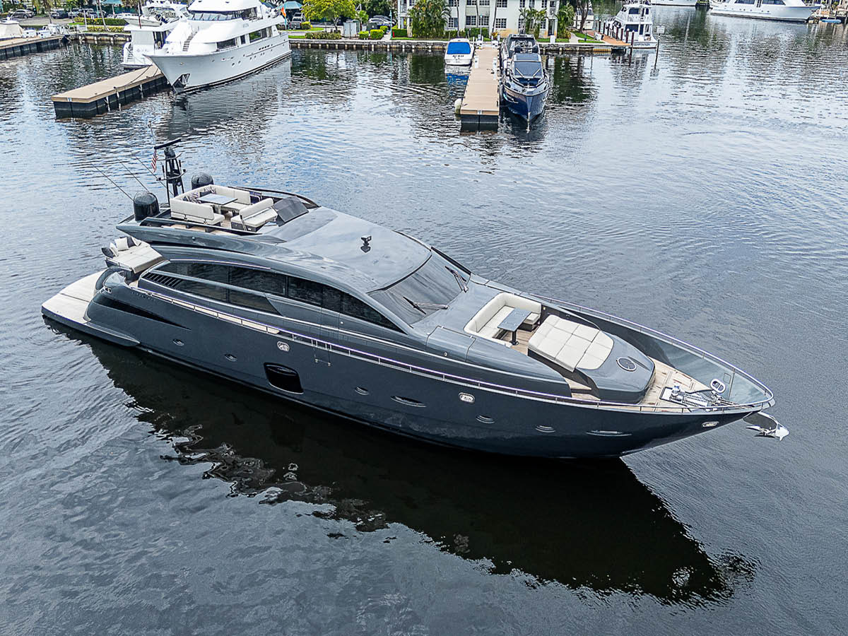 COAL BLOODED 92 Pershing 2014 Profile