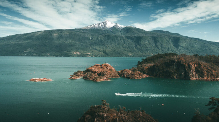 Chile Yacht Charter Itinerary