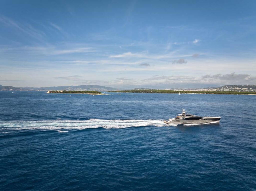 Running profile of SANAM, a 171' (52.4m) Palmer Johnson yacht for sale.