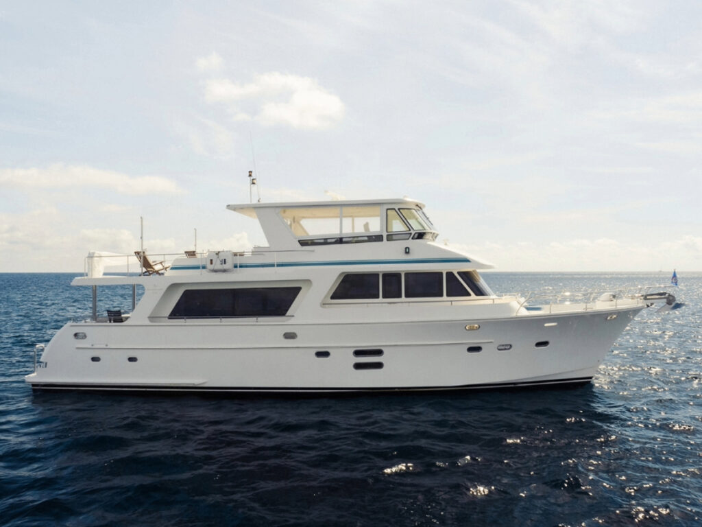 ISOBEL III - Marketing 000