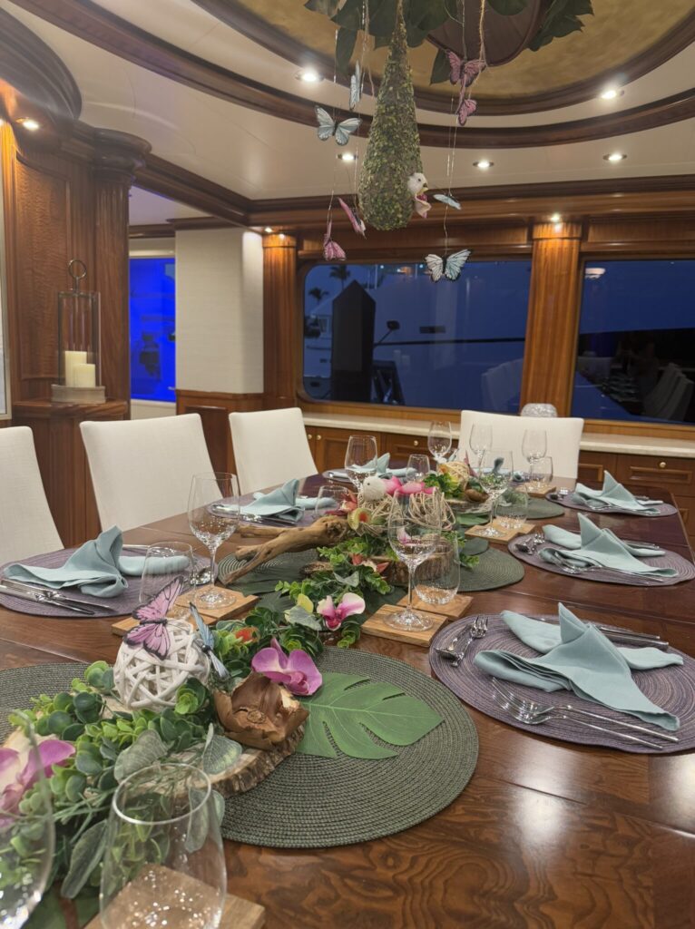 MISS STEPHANIE TABLESCAPE BAHAMAS YACHT CHARTER SHOW