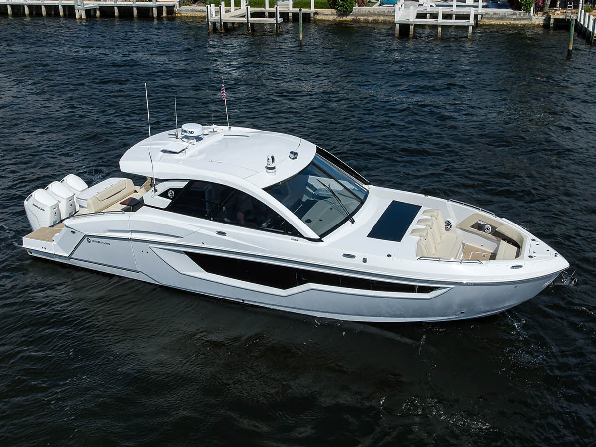 2024 Cruisers Yachts 50 GLS Outboard BAERLY AFLOAT Profile