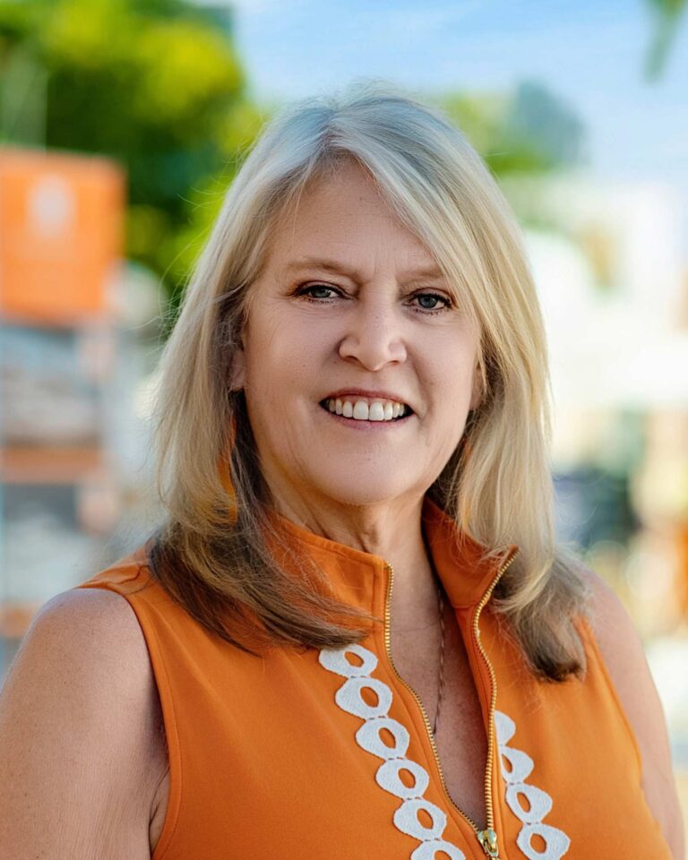 Lori Eastes Charter Consultant