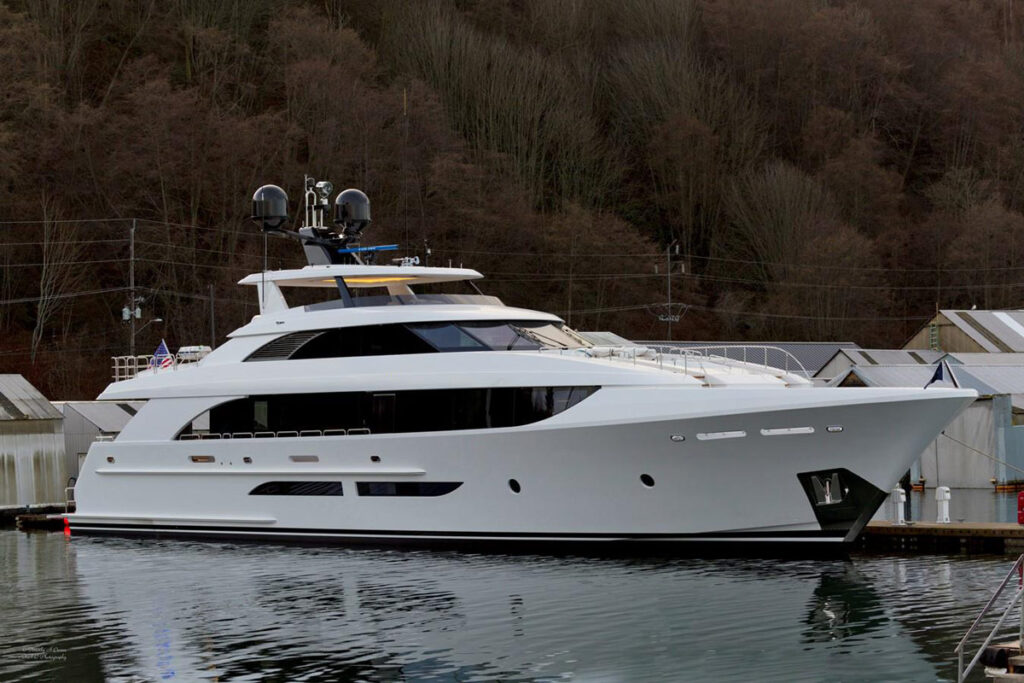 SERENITY 125 Westport 2018 Dining Area