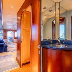 MY LADY ALASKA - Day head of LADY ALASKA, a 97 foot Broward yacht for charter in Alaska.