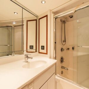 MY LADY ALASKA - VIP ensuite of LADY ALASKA, a 97 foot Broward yacht for charter in Alaska.