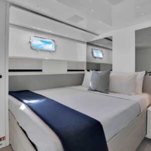 Guest stateroom of SWEET VIRGINIA, a 96′ Sanlorenzo yacht for charter in The Bahamas.