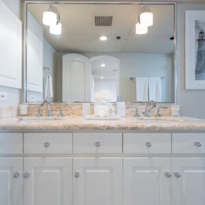 Guest ensuite of CHANSON, a 120 foot Christensen yacht for charter in The Bahamas.