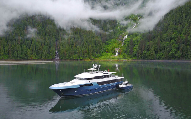 ASCENTE Yacht for Charter