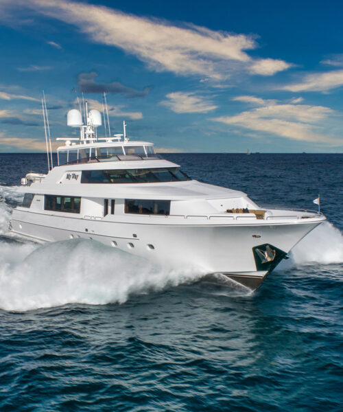 MY WAY 112' Westport Running Profile Shot