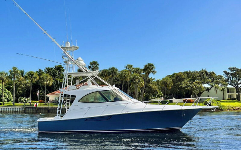 At_Last 42' Viking Sport Tower 2014 Profile